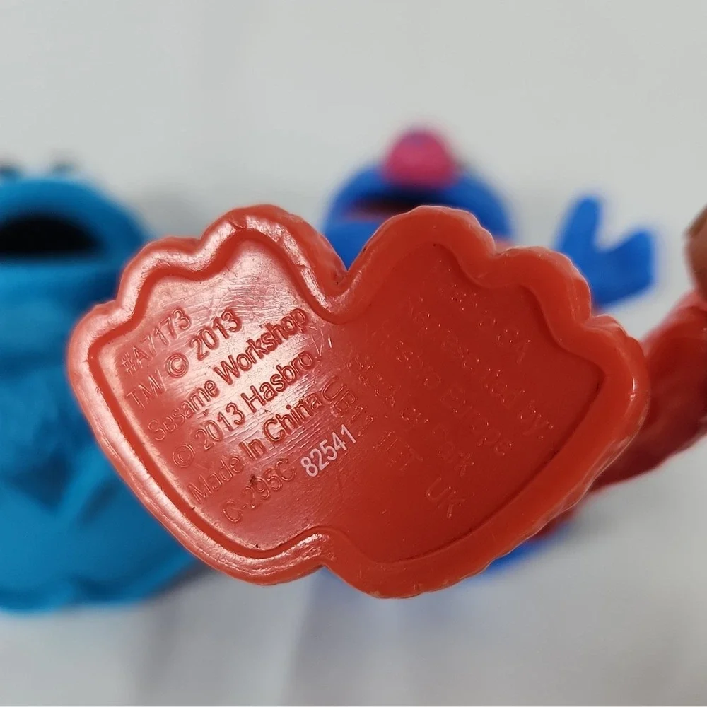 Hasbro mcdonald sesame